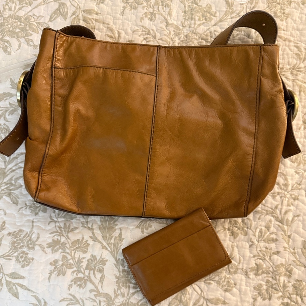 Tan HOBO purse with matching wallet